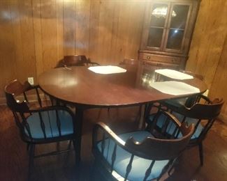 Dining room table by drexel