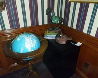 Lighted globe