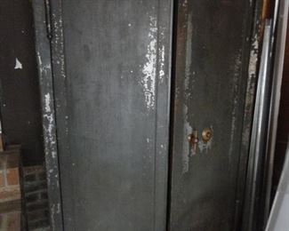 Fireproof safe for guns/ammo/important papers This will require a special dolly equipped to carry something super heavy (we don't load!)