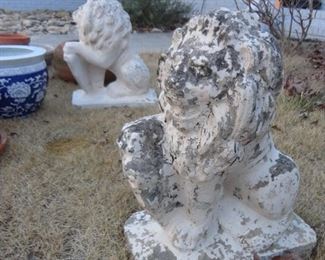 Heavy Concrete Lions
