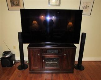 Among this is a 6-speaker Yamaha speaker system