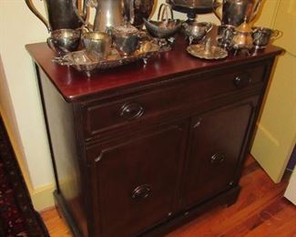 Mahogany server