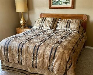 Queen size Bedroom Suite