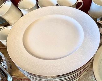 Excellent set Vintage ELEGANT Johann Haviland Lace Bavaria China.