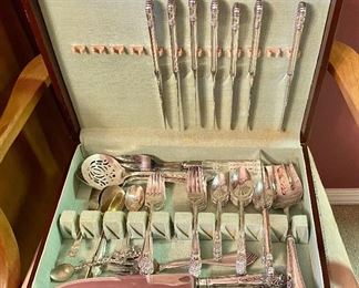 Nice Clean ornate Vintage Silverplate Flatware