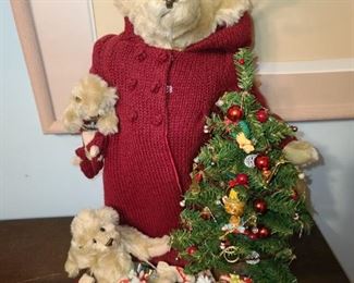 McB Bears Limited Edition Collectibles Christmas Scene Bear