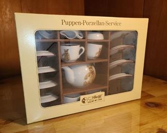 Seiff Porcelain Tea Set