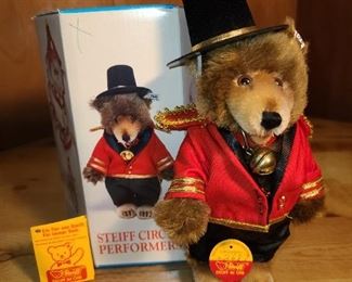 Steiff Golden Ages Of The Circus Performer Ringmaster Bear W/ All Accessories & Original Box