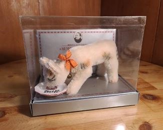 Steiff Cat Licking Milk Museum Edition In Box