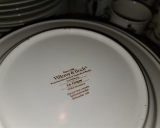 MASSIVE Villeroy And Boch Dinnerware Set (Pattern - Le Cirque)