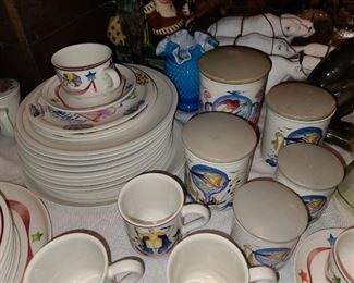 MASSIVE Villeroy And Boch Dinnerware Set (Pattern - Le Cirque)
