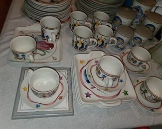 MASSIVE Villeroy And Boch Dinnerware Set (Pattern - Le Cirque)