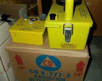 VINTAGE NEW OLD STOCK CD CIVIL DEFENSE RADIATION DETECTION KIT IN BOX!