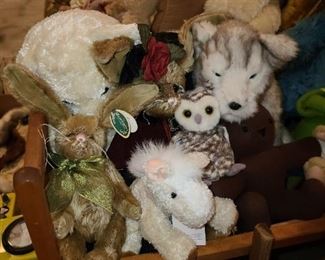 Assorted Plush (Bears, Dogs, Cats, Etc.)