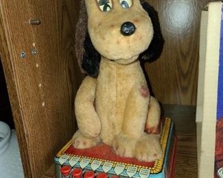 Vintage Tin PuppyToy