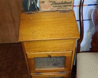 Wooden Kitchen Country Cabinet