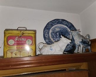 Antique Blue & White China