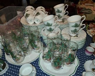 LARGE Christmas Dinnerware Set ("Happy Holidays" By Nikko)