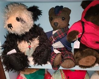 MacBear Bear W/ Plaid Outfit