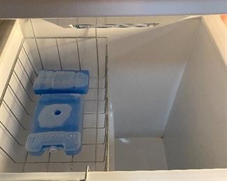 Inside of the Kelvinator Chest Freezer