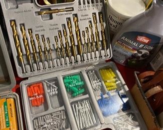 Drill Bit/Anchors/Screws/Nails Set