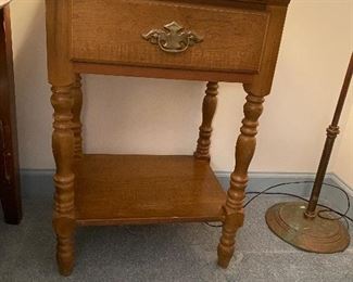 Maple One-Drawer Side Table