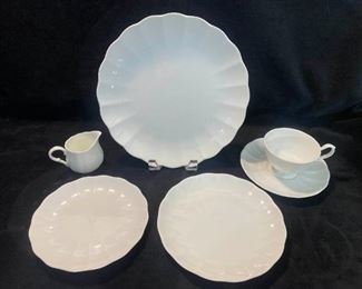 102 Mikasa Cameo White Bone China