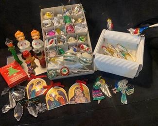 133 Vintage Christmas And More