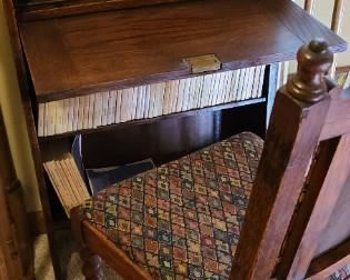 Petite Secretary Desk