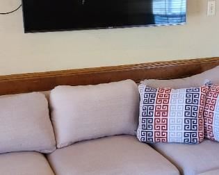 Flatscreen, Sectional Sofa