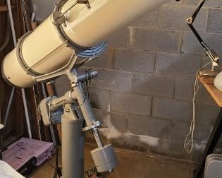 1969 Cave 10'' F7 Telescope on equatorial pier mount. Fully restored to original condition. Multiple new parts including stainless steel shafts, new bearings, new tracking motors. Mirror has been professionally recoated by Spectrum Coatings. All parts have been retored and painted to the original color. All cork and bearing surfaces replaced.  This would be a great scope for a school, mountain retreat, Air B n B , or small observatory. Perfect for your home in Blue Ridge! This scope was referred to as the "Planet Killer" when released. 