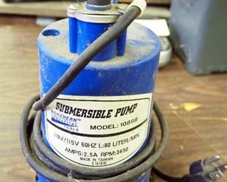 Northern Industrial Tools Submersible Pump, Model 10898