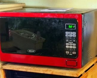 Bella 1000 Watt Digital Microwave, On Drop Leaf 4 Drawer Rolling Kitchen Cart