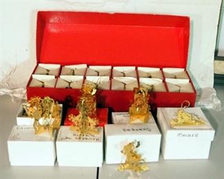 1978 Danbury Mint Christmas Ornament Collection total Qty 19