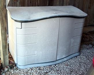 Rubbermaid Polyvinyl Out Door Storage Chest, 54" x 27" x 32"