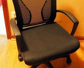 Contemporary Adjustable Rolling Desk Chair