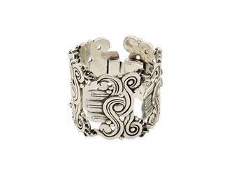 107
A William Spratling Silver Link Bracelet
1940-1946, First Design Period; Taxco, Mexico
Stamped for William Spratling; Further stamped: Made in Mexico / Silver
Composed of five large molded stylized links
6.75" L x 1.875" H
134 grams
Estimate: $800 - $1,200