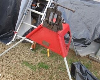 Pipe Bender, Extension Ladder