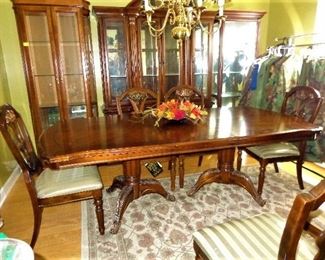 Double Clawfeet Pedestal Dining Table w/ Apron Leaf, 