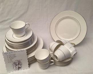 41 pc Royal Dalton China, “Lace Point”
