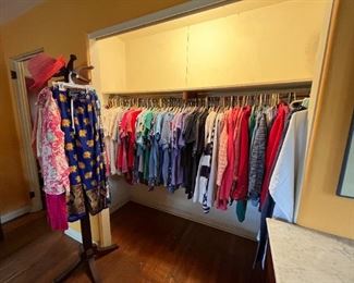 Women's vintage clothing