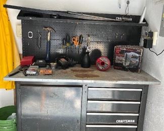 Craftsman tool bench