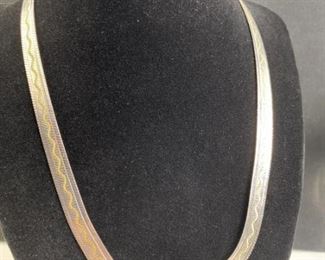 For your consideration is this Vintage 925 Silver Italian Flat Serpentine Chain, Lg. weighs approx. 25.9g