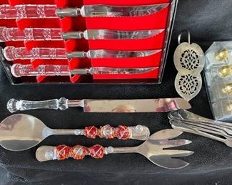 Mirage Six Piece Steak Knife 15 Individual Salt and Peppers