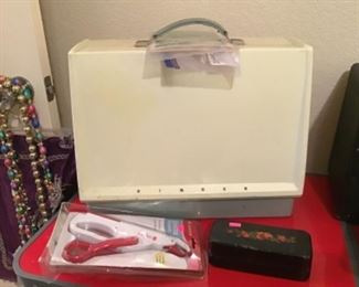 Singer Sewing Machine