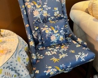 PAIR OF ELEGANT CHINOISERIE BLUE AND YELLOW SMALL WING BACKED CHAIRS!