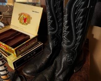 Jackson’s custom boots. NOTE THE CIGAR BOX BEHIND. IT'S A COOL STACKED CASE WITH WOODEN INSERTS...NOT JUST YOUR EVERYDAY CIGAR BOX.