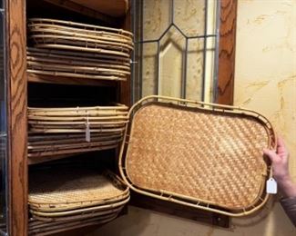 LOTS OF VINTAGE RATTAN TRAYS!