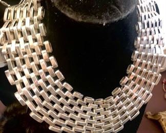 HEAVY, ARTICULATED SHOWPIECE STERLING NECKLACE! YOU'LL BE THE TALK OF THE TOWN!