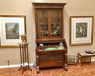 Antique c1880-1900s Empire style large Plantation desk with wavy glass.
Roll top-a showpiece!!